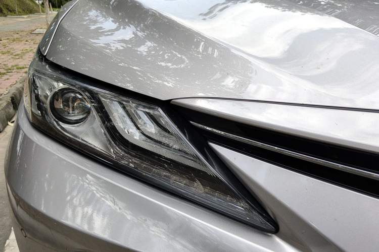 Used Toyota Camry 2021 2.5G Luxury Edition Right Front Headlight