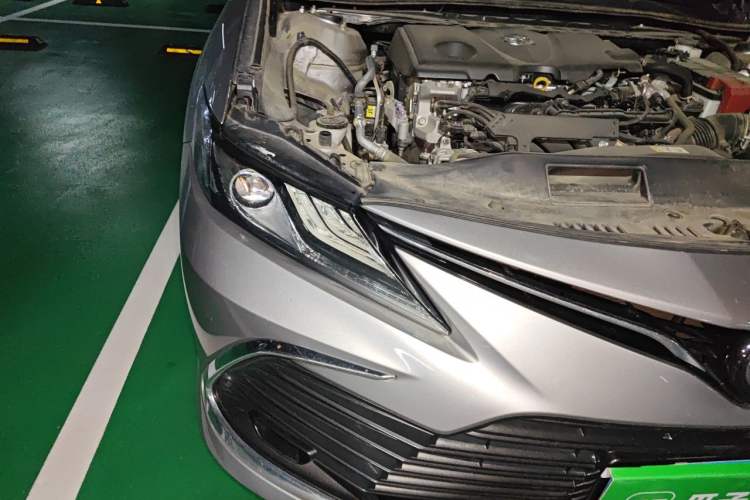 Used Toyota Camry 2021 2.5G Luxury Edition Right Front Headlight