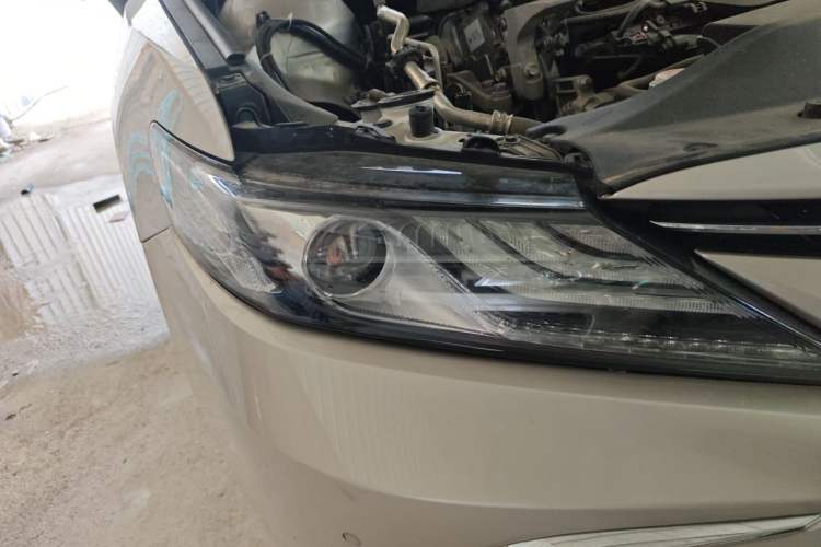 Used Toyota Camry 2021 2.0G Luxury Edition Right Front Headlight