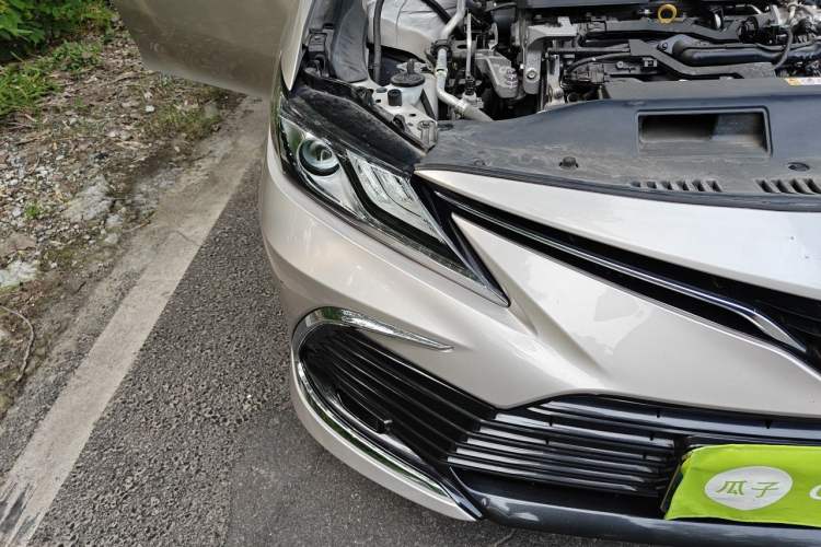 Used Toyota Camry 2021 2.0G Luxury Edition Right Front Headlight