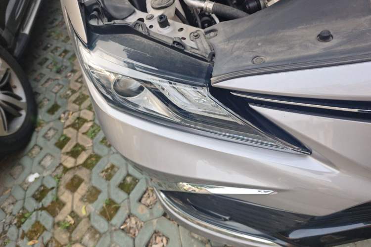 Used Toyota Camry 2021 2.0G Luxury Edition Right Front Headlight