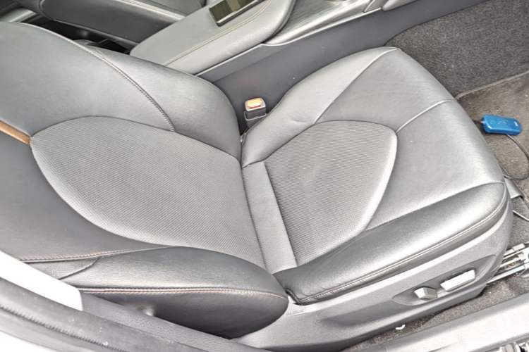 Used Toyota Camry 2021 Dual-Motor 2.5HG Luxury Edition Right Front Seat