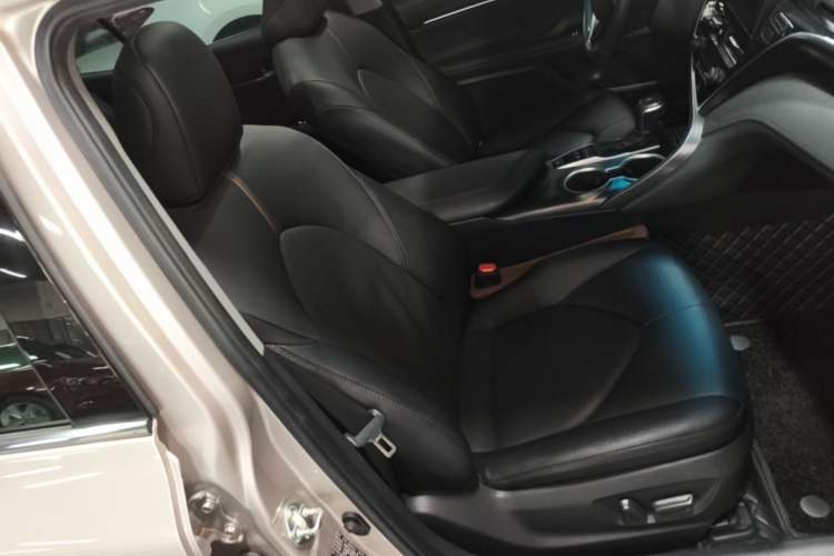 Used Toyota Camry 2021 Dual-Motor 2.5HG Luxury Edition Right Front Seat