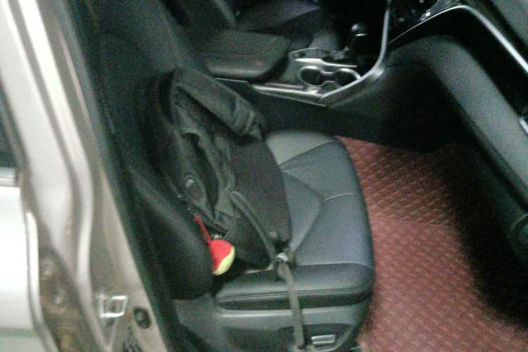 Used Toyota Camry 2021 2.5G Luxury Edition Right Front Seat