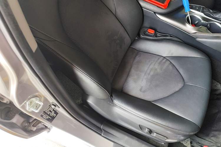 Used Toyota Camry 2021 2.0S FENGSHANG Edition Right Front Seat
