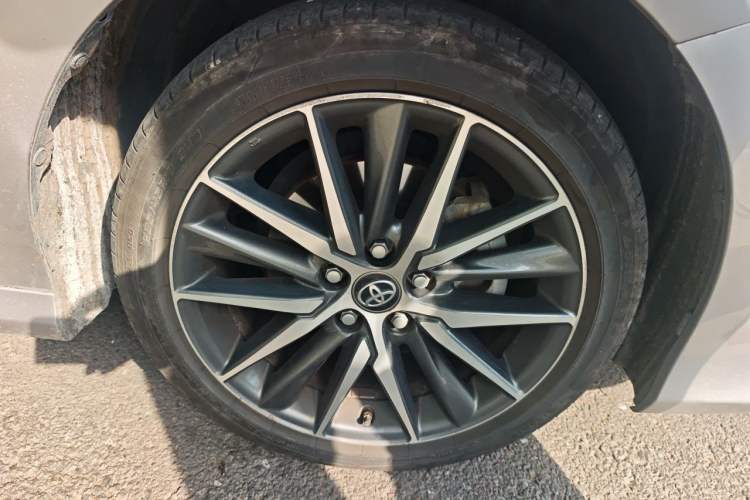 Used Toyota Camry 2021 Dual-Motor 2.5HG Luxury Edition Right Front Wheel Hub