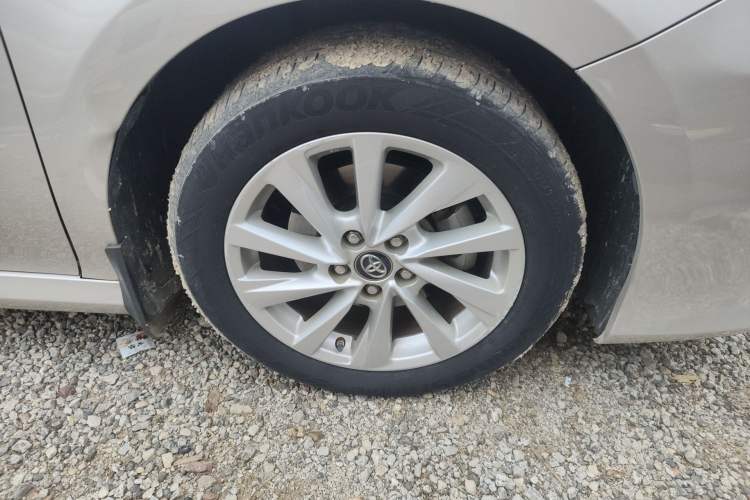 Used Toyota Camry 2021 2.0G Luxury Edition Right Front Wheel Hub