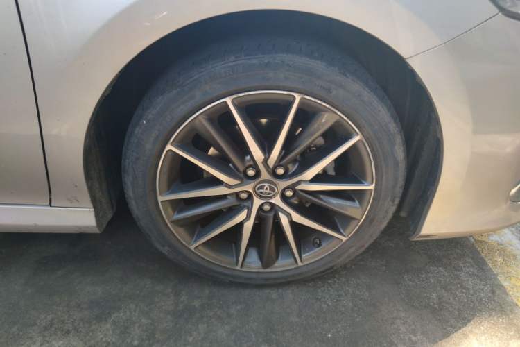 Used Toyota Camry 2021 2.5G Luxury Edition Right Front Wheel Hub