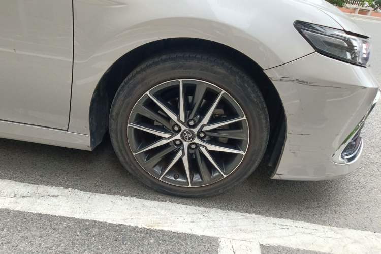 Used Toyota Camry 2021 2.5G Luxury Edition Right Front Wheel Hub