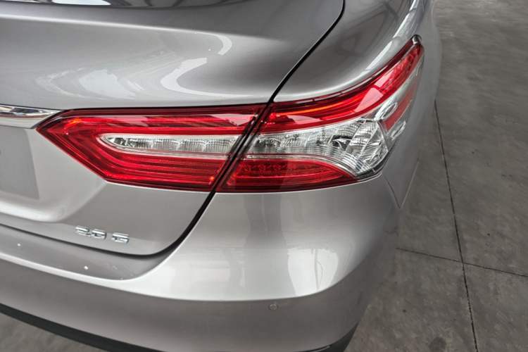 Used Toyota Camry 2021 2.0G Luxury Edition Right Rear Taillight