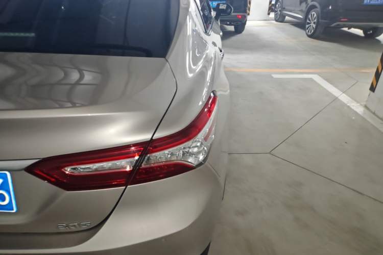 Used Toyota Camry 2021 2.0G Luxury Edition Right Rear Taillight
