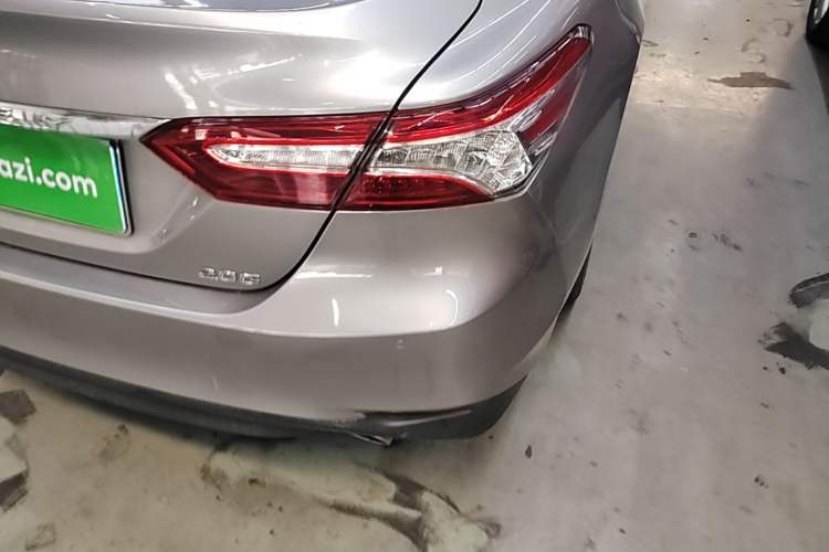 Used Toyota Camry 2021 2.0G Luxury Edition Right Rear Taillight