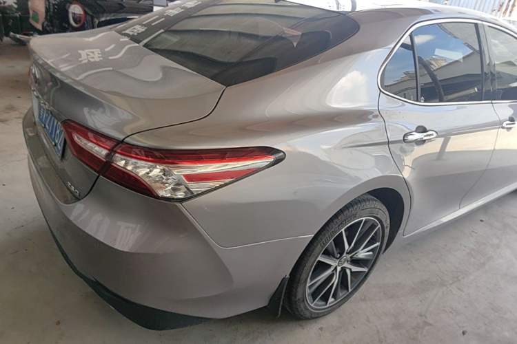 Used Toyota Camry 2021 2.5G Luxury Edition Right Rear Taillight