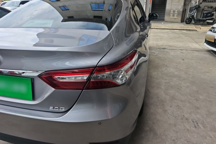 Used Toyota Camry 2021 2.0G Luxury Edition Right Rear Taillight