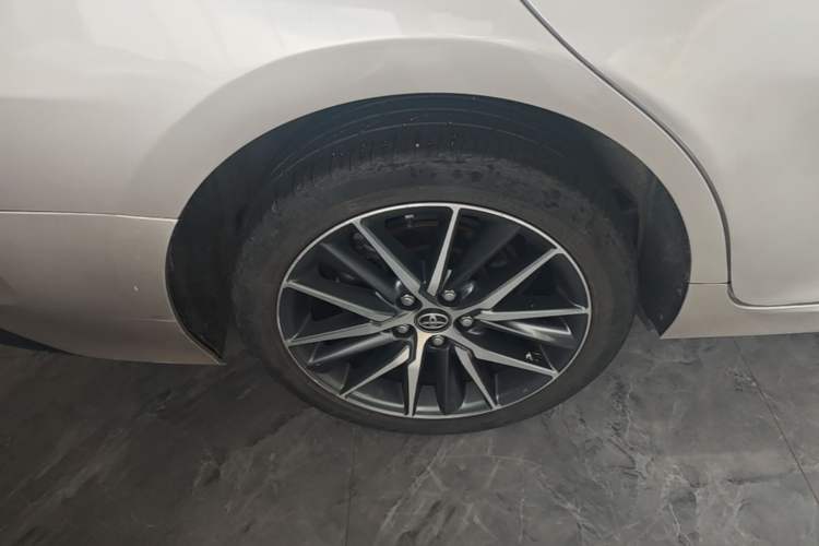 Used Toyota Camry 2021 2.5G Luxury Edition Right Rear Wheel Hub