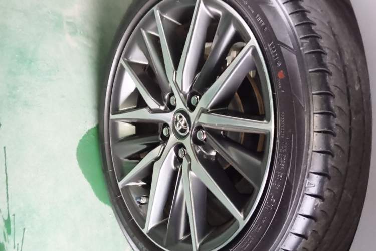 Used Toyota Camry 2021 2.5G Luxury Edition Right Rear Wheel Hub