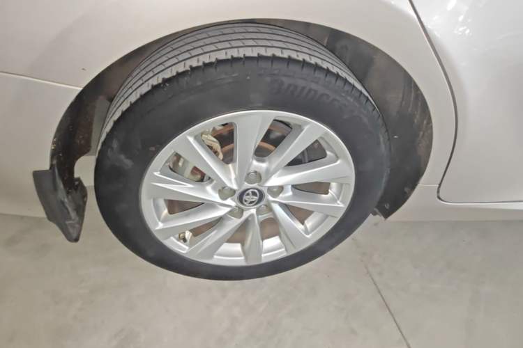 Used Toyota Camry 2021 2.0G Luxury Edition Right Rear Wheel Hub