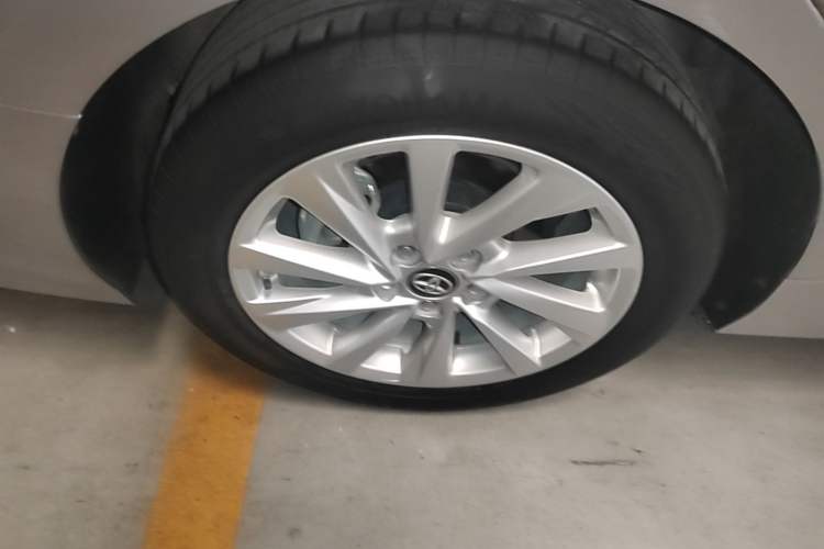 Used Toyota Camry 2021 2.0G Luxury Edition Right Rear Wheel Hub