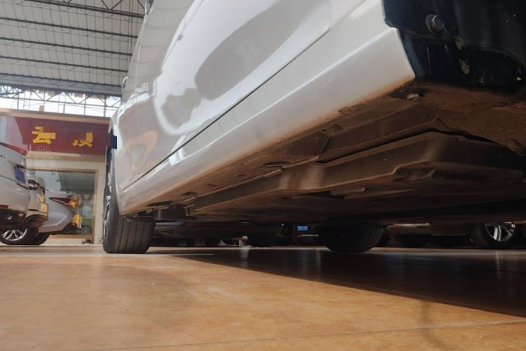 Used Toyota Camry 2021 2.5G Luxury Edition Right Side Sill