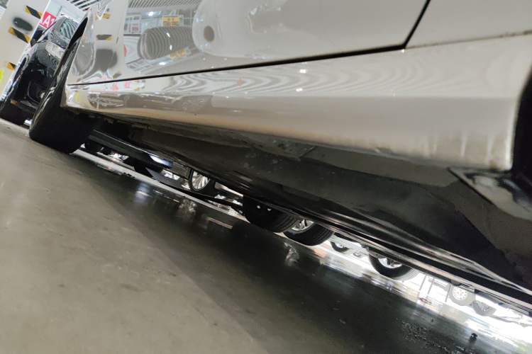 Used Toyota Camry 2021 2.5G Luxury Edition Right Side Sill