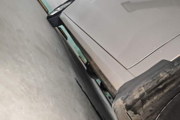 Used Toyota Camry 2021 2.0G Luxury Edition Right Side Sill