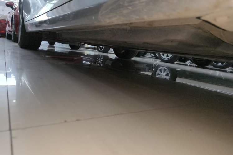 Used Toyota Camry 2021 Dual-Motor 2.5 HGVP Leading Edition Right Side Sill