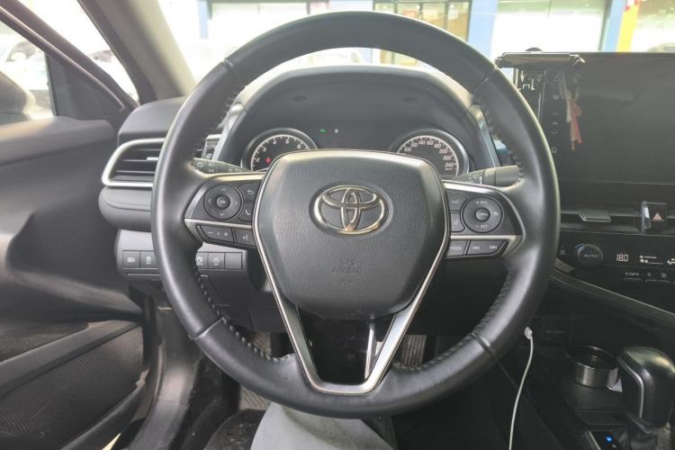 Used Toyota Camry 2021 2.0G Luxury Edition Steering Wheel