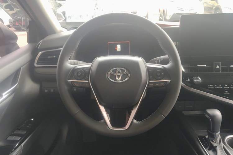 Used Toyota Camry 2021 2.5G Luxury Edition Steering Wheel