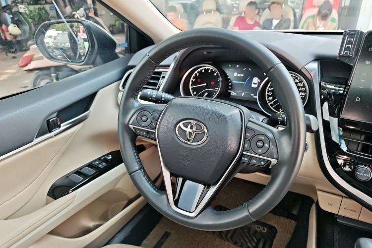 Used Toyota Camry 2021 2.0G Luxury Edition Steering Wheel