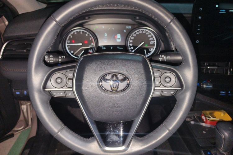 Used Toyota Camry 2021 2.0G Luxury Edition Steering Wheel