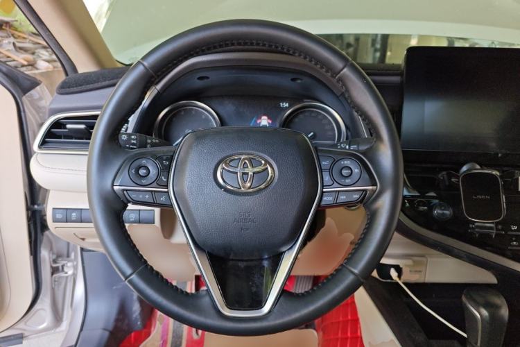 Used Toyota Camry 2021 2.0G Luxury Edition Steering Wheel