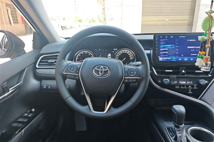 Used Toyota Camry 2021 2.0G Luxury Edition Steering Wheel