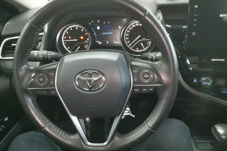 Used Toyota Camry 2021 2.0G Luxury Edition Steering Wheel