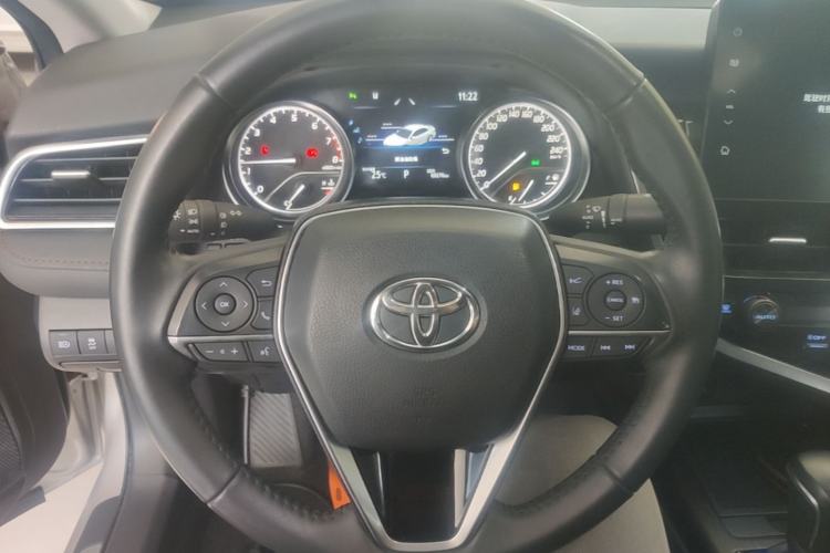 Used Toyota Camry 2021 2.0G Luxury Edition Steering Wheel