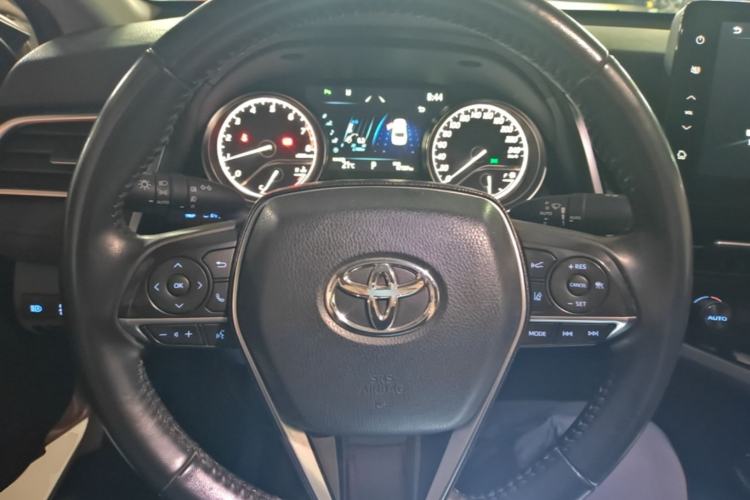 Used Toyota Camry 2021 2.0G Luxury Edition Steering Wheel
