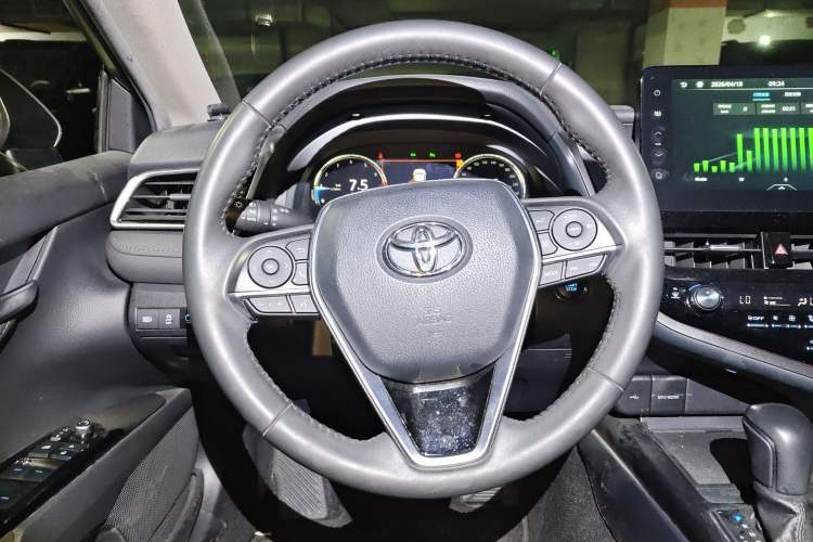 Used Toyota Camry 2021 2.5G Luxury Edition Steering Wheel