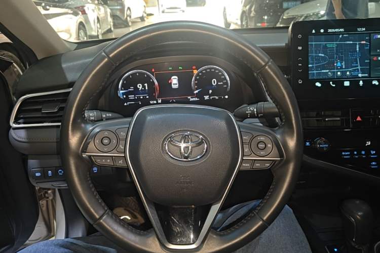 Used Toyota Camry 2021 2.5G Luxury Edition Steering Wheel