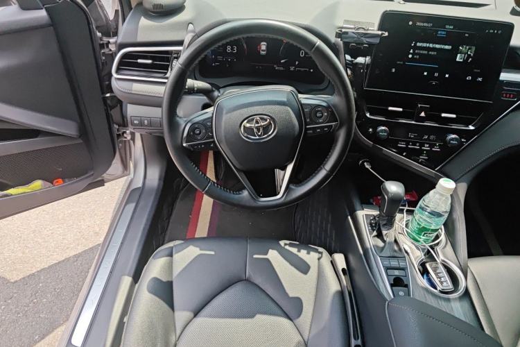 Used Toyota Camry 2021 2.5G Luxury Edition Steering Wheel