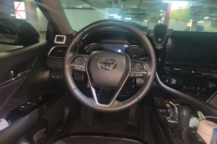 Used Toyota Camry 2021 2.0G Luxury Edition Steering Wheel