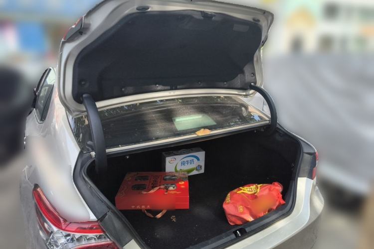 Used Toyota Camry 2021 2.0G Luxury Edition Trunk