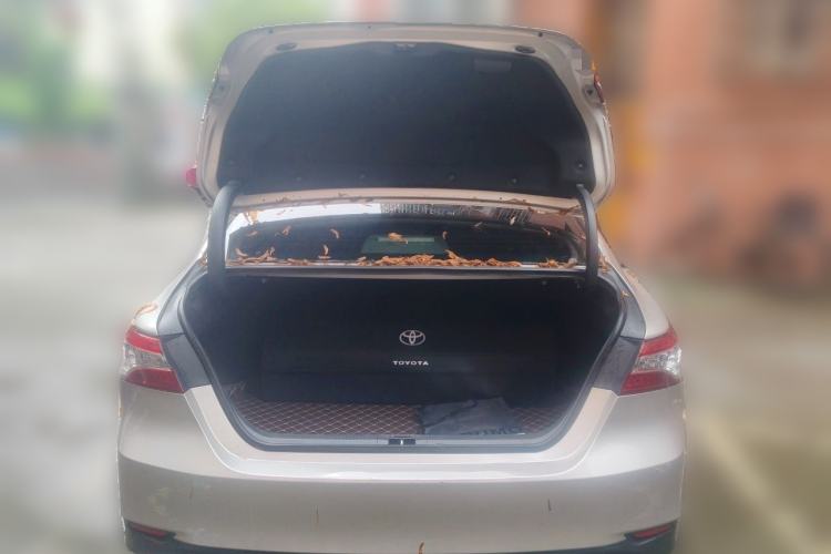 Used Toyota Camry 2021 2.0G Luxury Edition Trunk