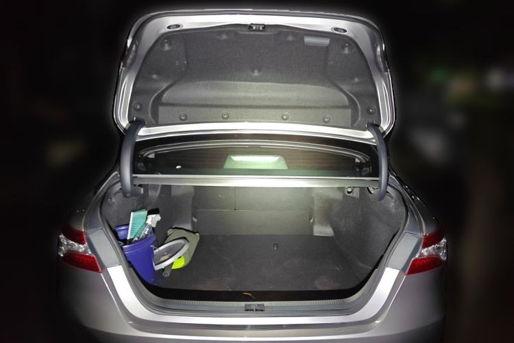 Used Toyota Camry 2021 2.0G Luxury Edition Trunk