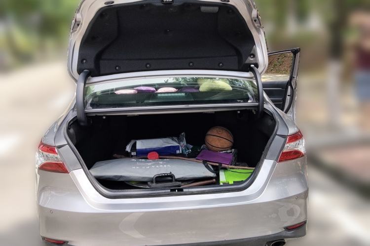 Used Toyota Camry 2021 2.5G Luxury Edition Trunk