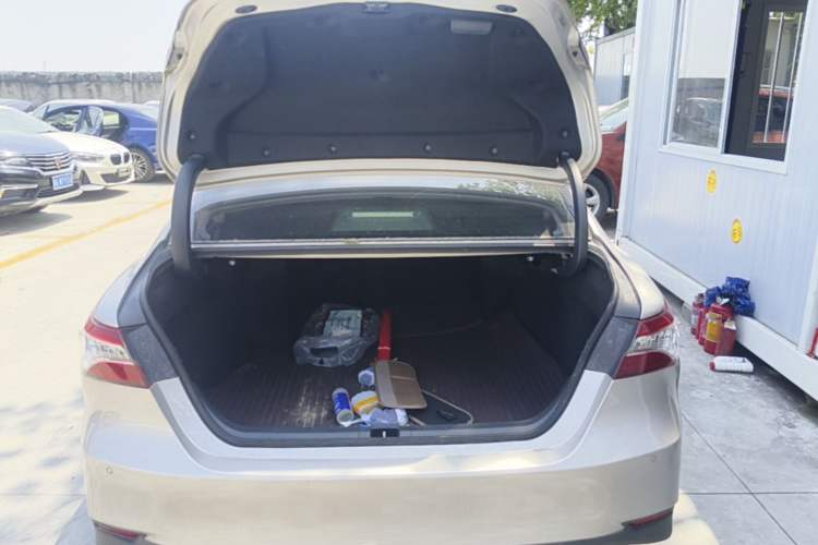 Used Toyota Camry 2021 Dual-Motor 2.5HG Luxury Edition Trunk