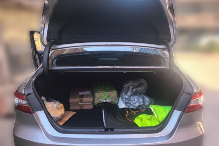 Used Toyota Camry 2021 2.0G Luxury Edition Trunk