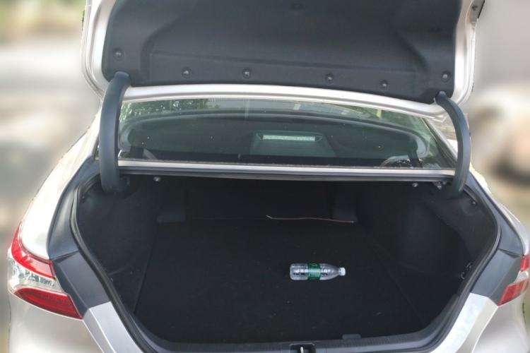Used Toyota Camry 2021 2.5G Luxury Edition Trunk