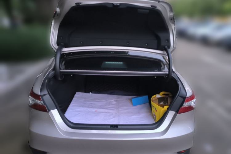 Used Toyota Camry 2021 2.5G Luxury Edition Trunk
