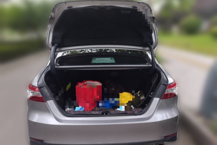 Used Toyota Camry 2021 2.0G Luxury Edition Trunk
