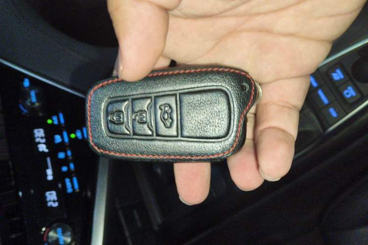 Used Toyota Camry 2021 Dual-Motor 2.5 HGVP Leading Edition Vehicle Key