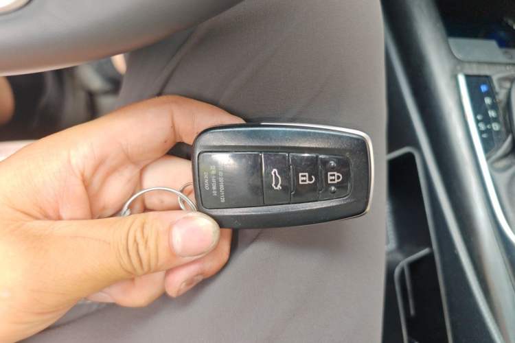 Used Toyota Camry 2021 Dual-Motor 2.5 HGVP Leading Edition Vehicle Key